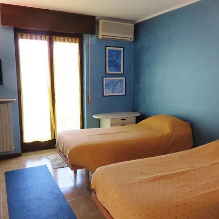 Gordon River House Апартаменты Верона